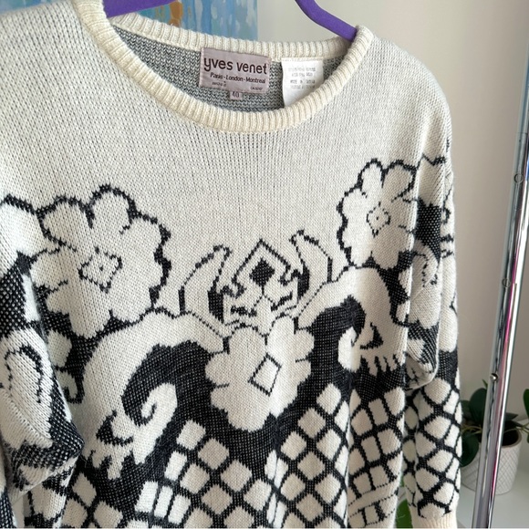 Vintage Yves Venet Perfectly Patterned Knit (M/L) - Picture 4 of 5